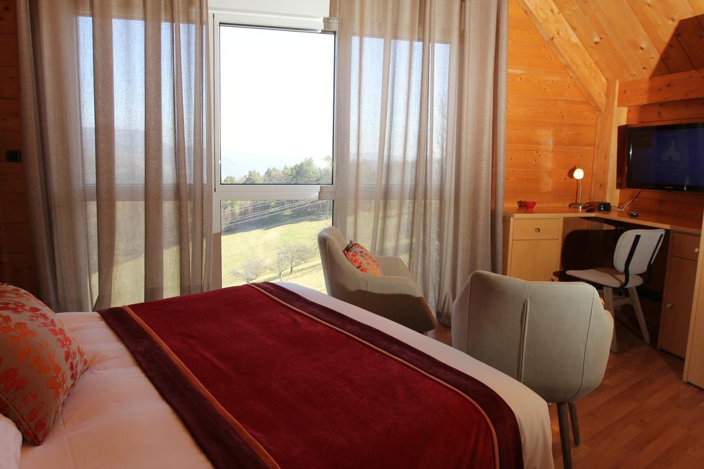 Hotel Restaurant Les Alisiers Lapoutroie Zewnętrze zdjęcie